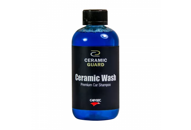 bouteille 300 ml shampoing haute protection pour véhicule traité et protégé carpolish
