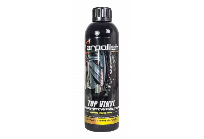 bouteille 500 ml de produit renovateur plastiques extérieurs et pneumatique carpolish